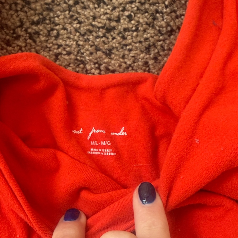 Urban Outfitters Red V-Neck Bodysuit - Picture 2 of 3